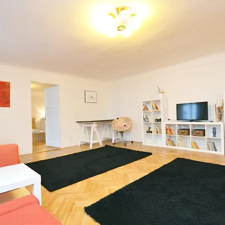 Apartment Down Town *