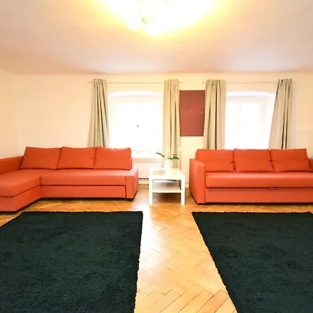 Down Town Apartment *