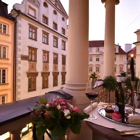 Down Town Apartment *
