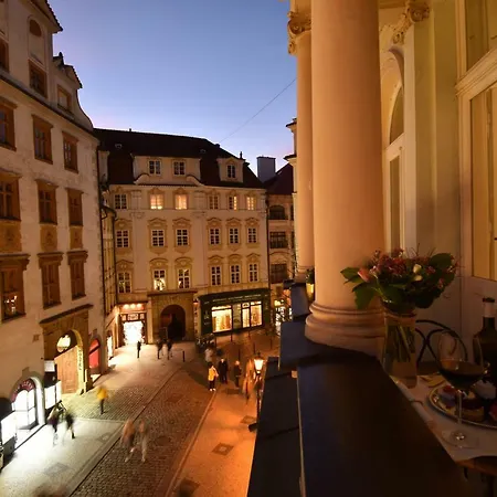 Down Town Apartment *